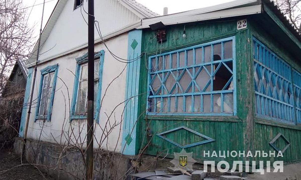 Бойовики обстріляли будинки мирних мешканців Золотого-4: фото