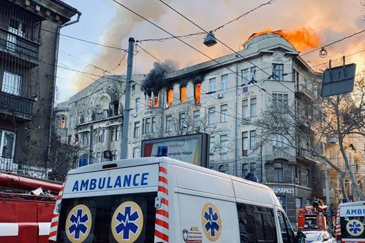 Пожежа в Одесі на Троїцькій: родинам загиблих і постраждалим виплатили часткову компенсацію