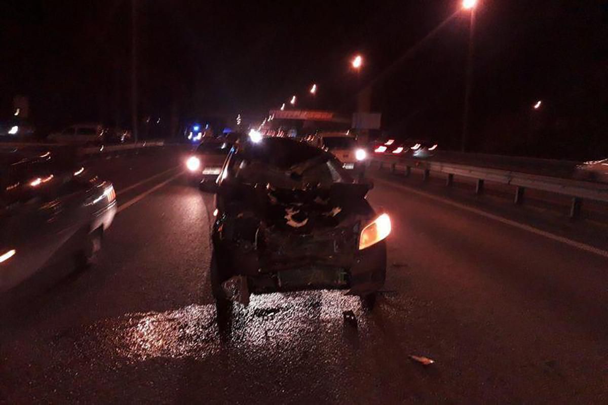 ДТП на виїзді з Києва: автомобіль збив на смерть двох велосипедистів – фото ДТП на виїзді з Києва: автомобіль збив на смерть двох велосипедистів – фото
