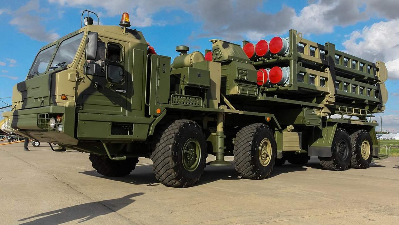 Армія Росії взяла на озброєння новий потужний зенітний ракетний комплекс: що про нього відомо   