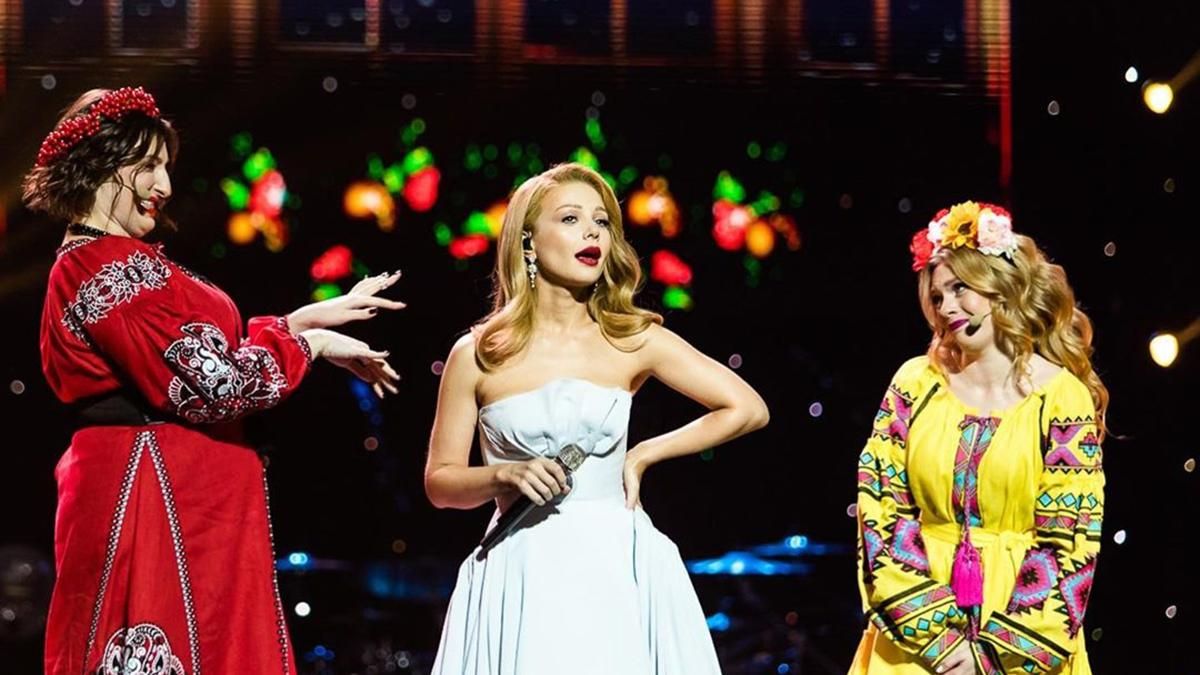 "Рождественские истории" от Тины Кароль: какими образами потрясала поп-дива "Рождественские истории" от Тины Кароль: какими образами потрясала поп-дива