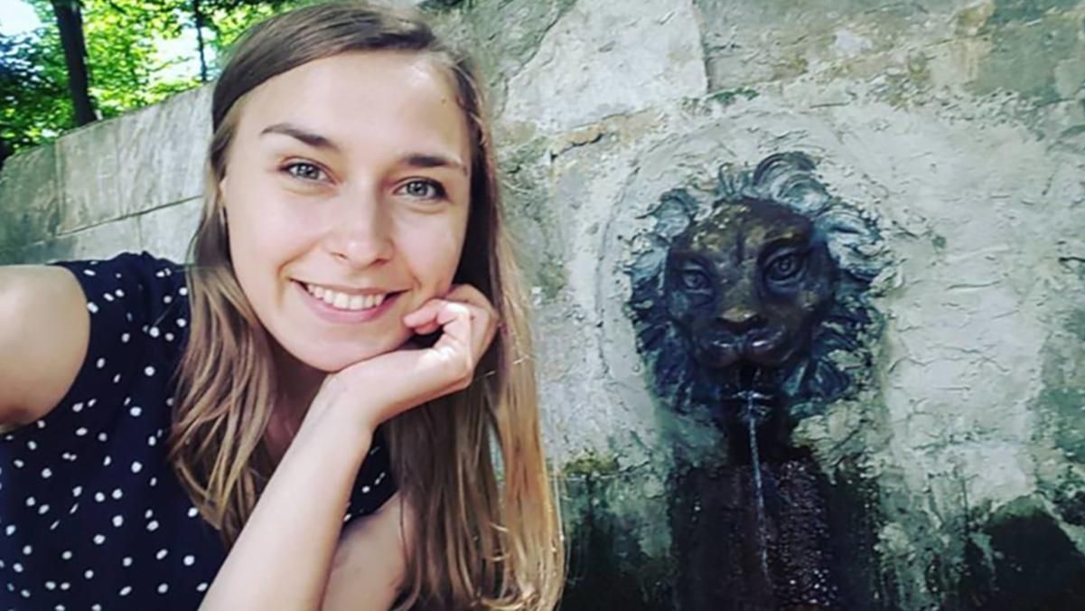 Під час суду за справою Кузьменко влаштували "теплий" прийом журналістам Шарія: відео Під час суду за справою Кузьменко влаштували "теплий" прийом журналістам Шарія: відео