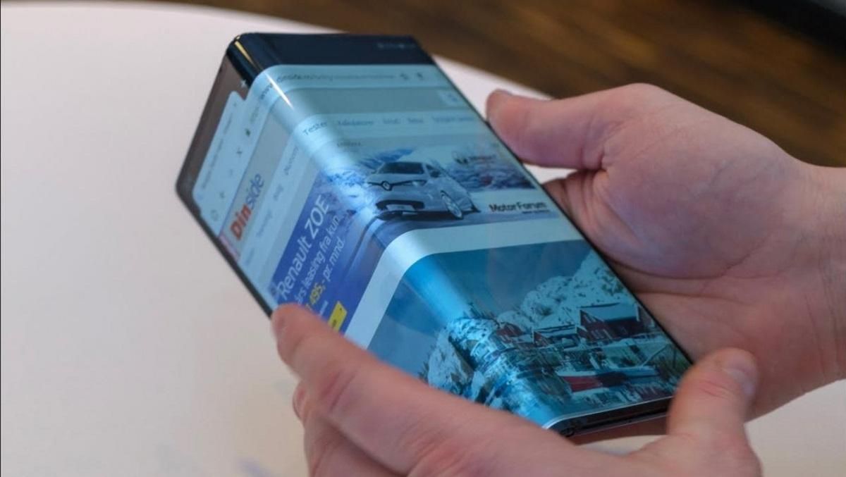 Екран Huawei Mate X дуже легко пошкодити: головний недолік гнучкого дисплея показали на відео