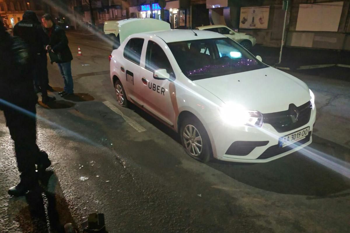 У Дніпрі п'яна компанія жорстоко побила таксиста Uber