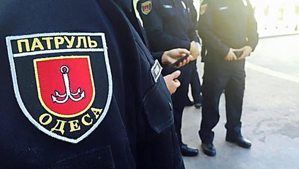 В Одессе оштрафовали нудиста, который ругался матом на прохожих