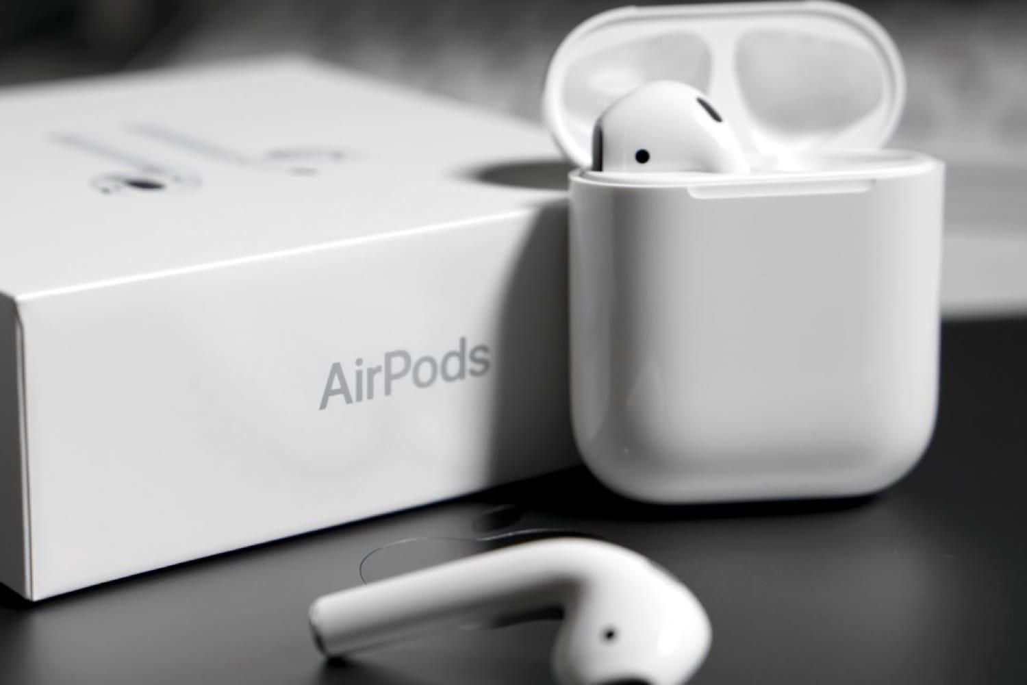 Как горячие пирожки: наушники AirPods намного популярнее, чем ожидали Как горячие пирожки: наушники AirPods намного популярнее, чем ожидали