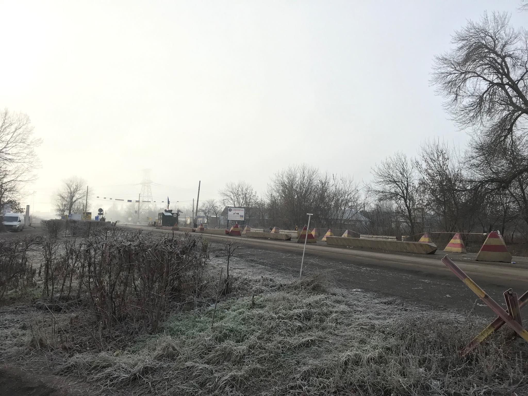 На КПВВ "Майорск" готовятся к обмену: первые фото и видео На КПВВ "Майорск" готовятся к обмену: первые фото и видео