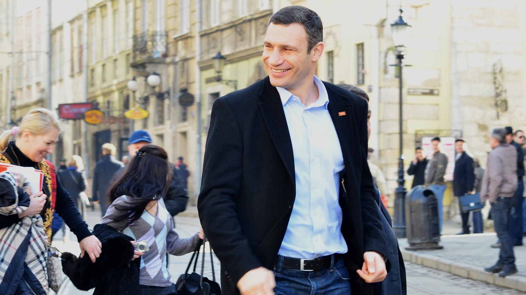 Кличко знову порвав мережу своїм відео у TikTok: відео
Кличко знову порвав мережу своїм відео у TikTok: відео