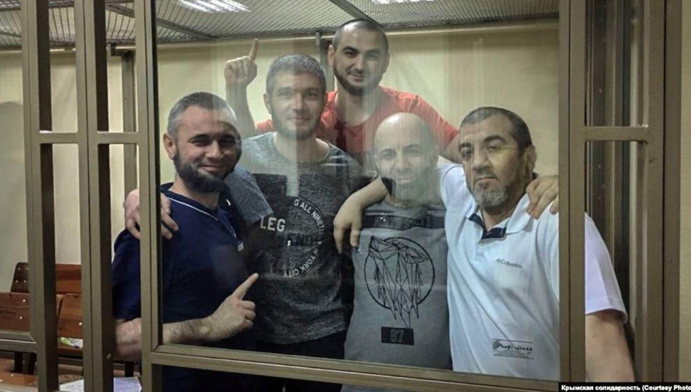 Крымские пленные, которых продолжает незаконно удерживать Россия: поименный список Крымские пленные, которых продолжает незаконно удерживать Россия: поименный список