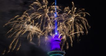 Нова Зеландія вже зустріла Новий рік: яскраві фото