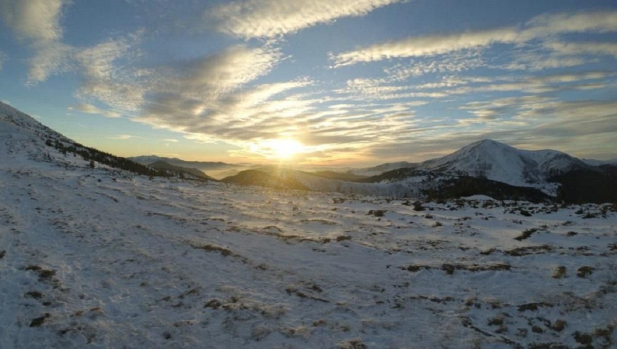 У новорічну ніч поблизу Говерли заблукав турист У новорічну ніч поблизу Говерли заблукав турист