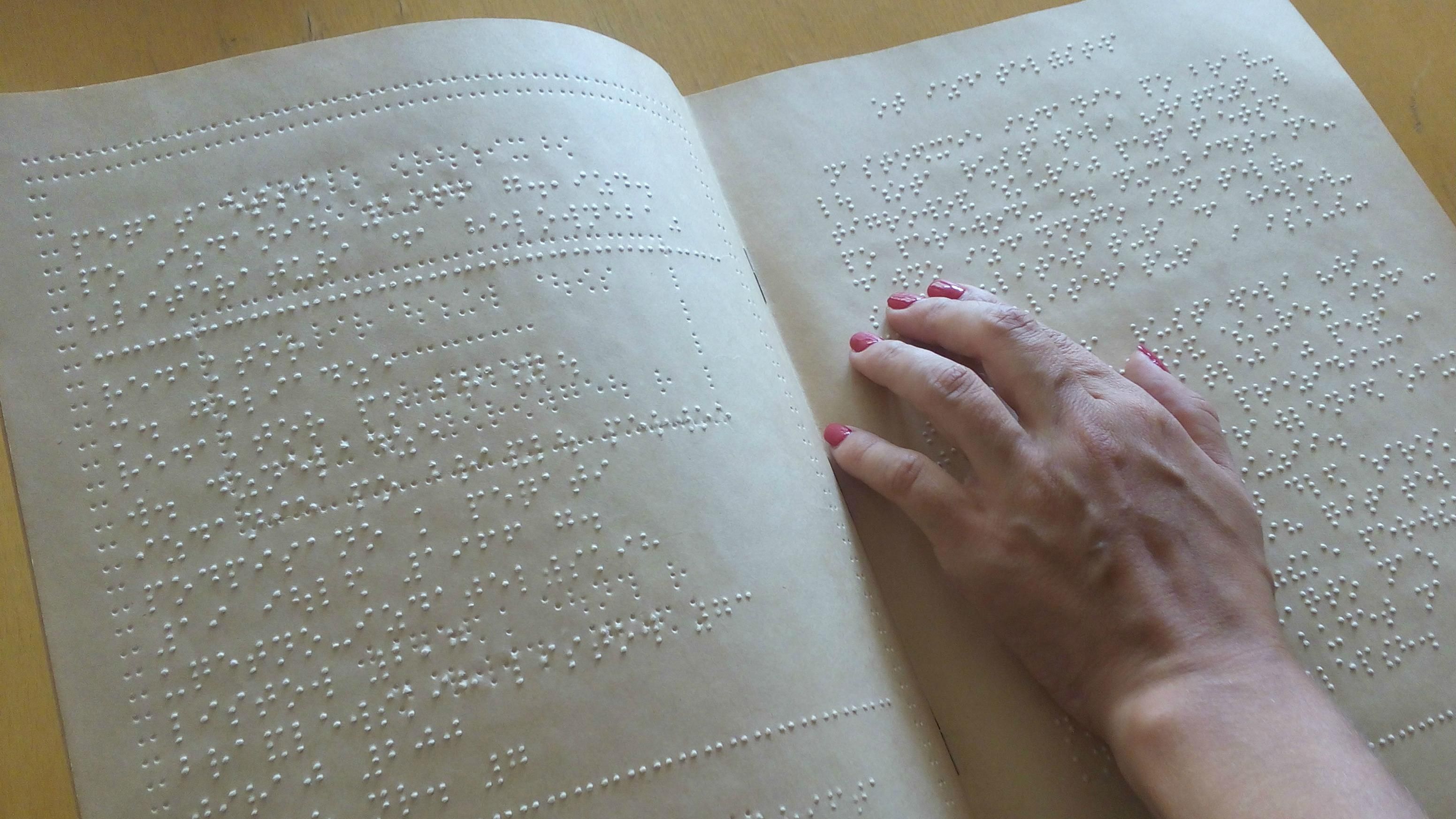 За прилад для незрячих: український студент виграв золоту нагороду в Сінгапурі За прилад для незрячих: український студент виграв золоту нагороду в Сінгапурі