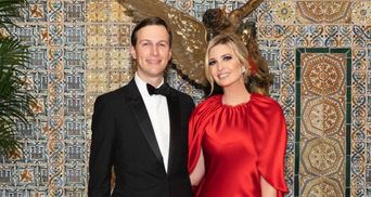 Иванка Трамп встретила Новый год в красном атласном платье: фото и видео