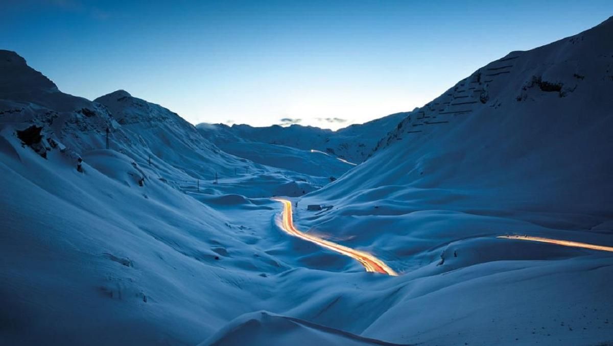 Завдяки новій системі стабілізації зимове водіння стало безпечнішим та простішим Завдяки новій системі стабілізації зимове водіння стало безпечнішим та простішим