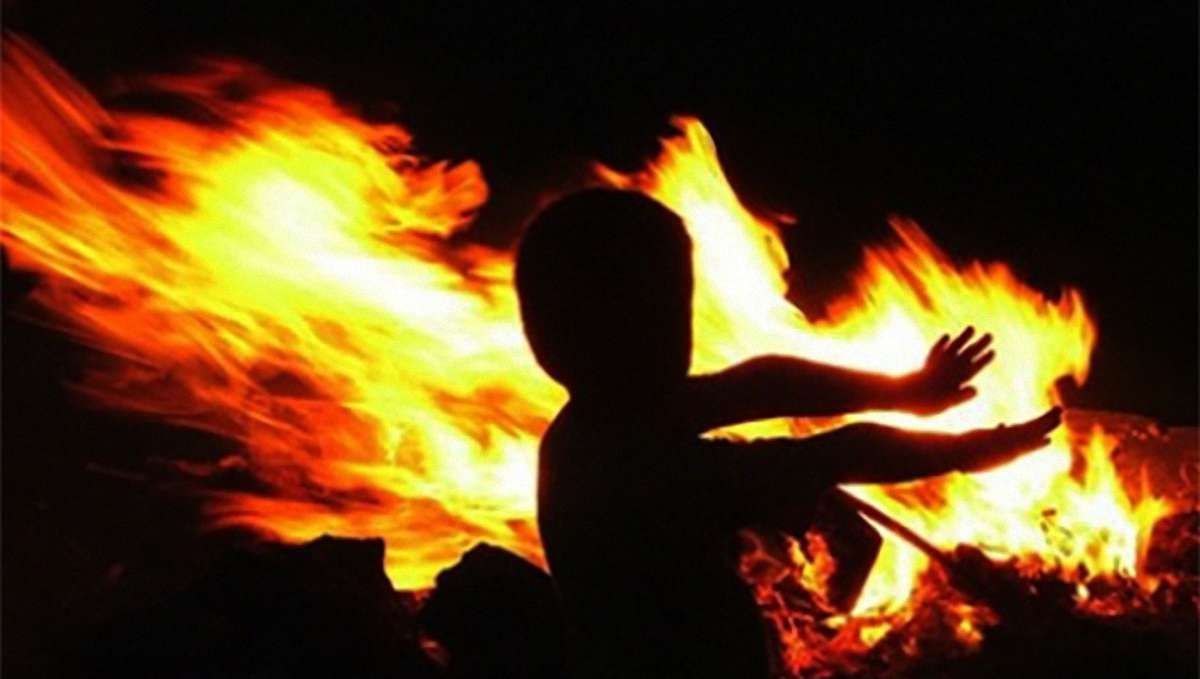 Мама і двоє маленьких дітей загинули через пожежу на Запоріжжі: фото і подробиці