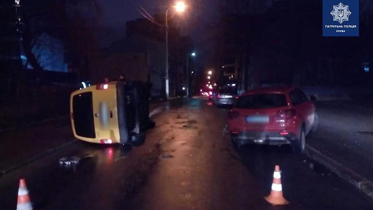 ДТП в Киеве 1 января - пьяный водитель лег спать после столкновения