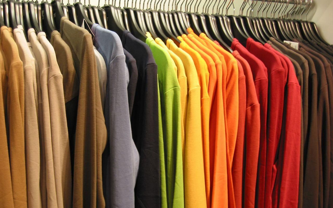 У Львові накрили склад контрабандного одягу У Львові накрили склад контрабандного одягу