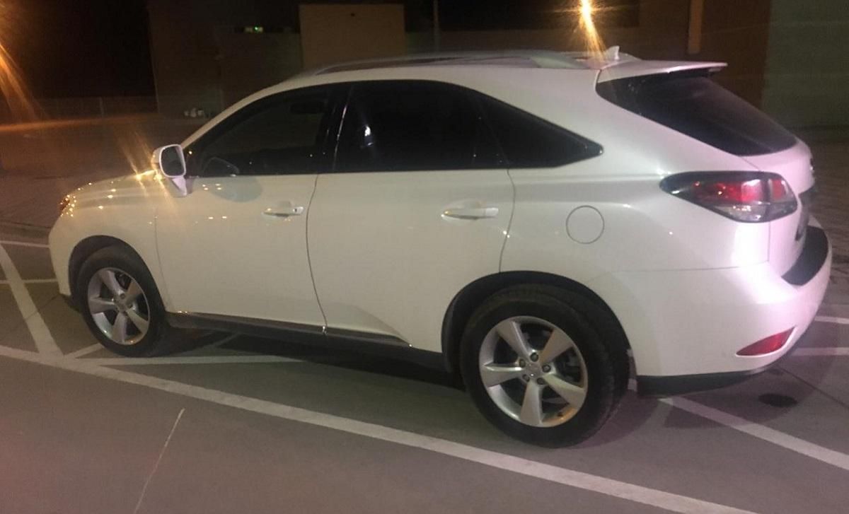 Росіянин хотів виїхати з України на викраденому Lexus: фото
Росіянин хотів виїхати з України на викраденому Lexus: фото