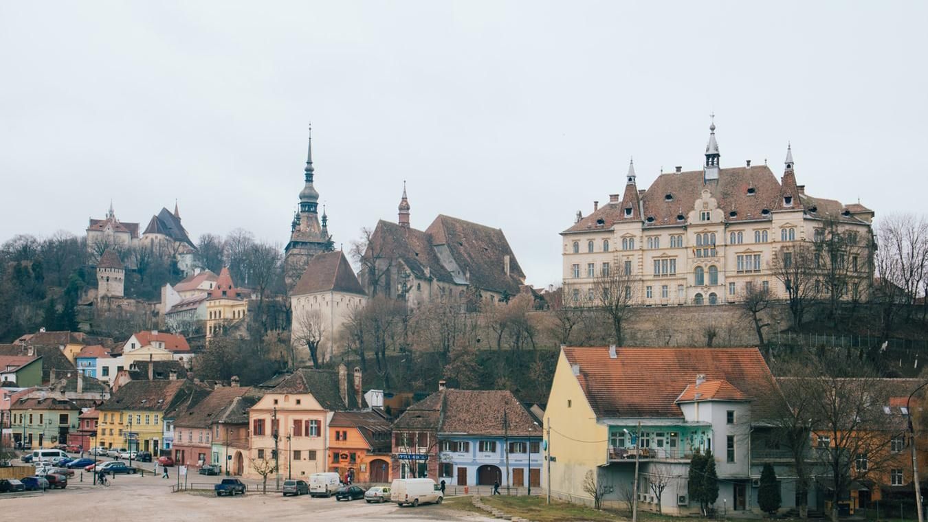 Румунія запрошує українців на безкоштовне навчання: деталі Румунія запрошує українців на безкоштовне навчання: деталі