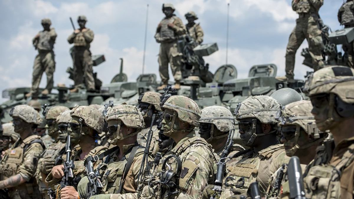 США отправят дополнительные 3 тысячи военных на Ближний Восток: что об этом известно