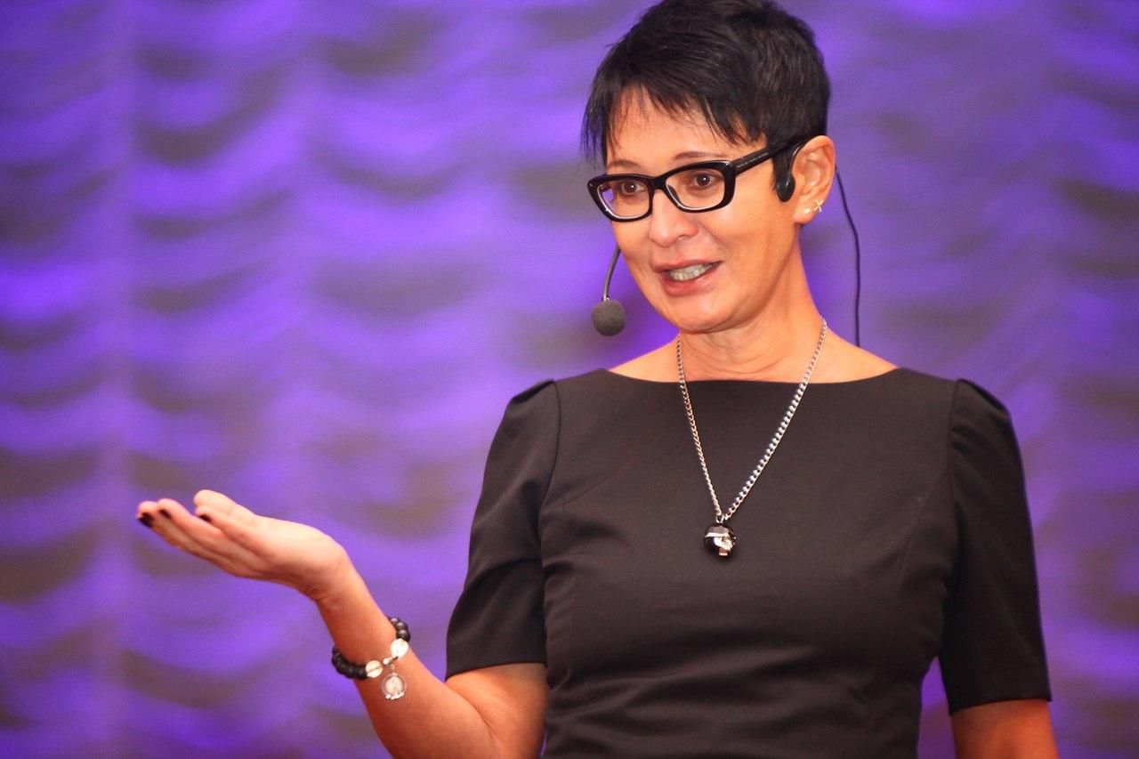 У Києві виступить Хакамада, яка пропонувала "викупити" Крим в України У Києві виступить Хакамада, яка пропонувала "викупити" Крим в України