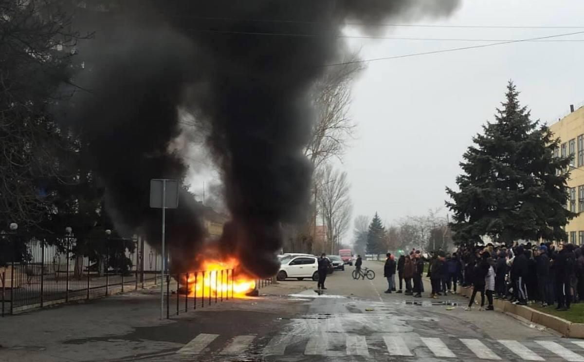 Вбивство в Каховці: правоохоронці зустрілися з родичами загиблого