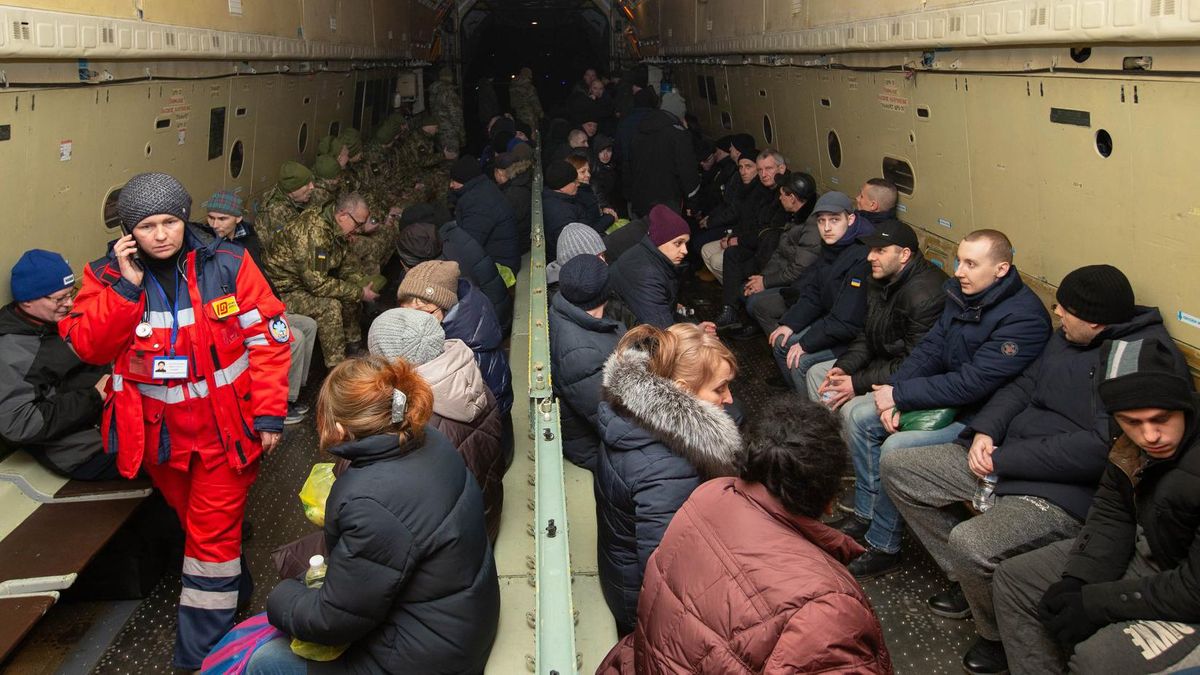 Минветеранов обозначило первоочередные нужды освобожденных из плена украинцев