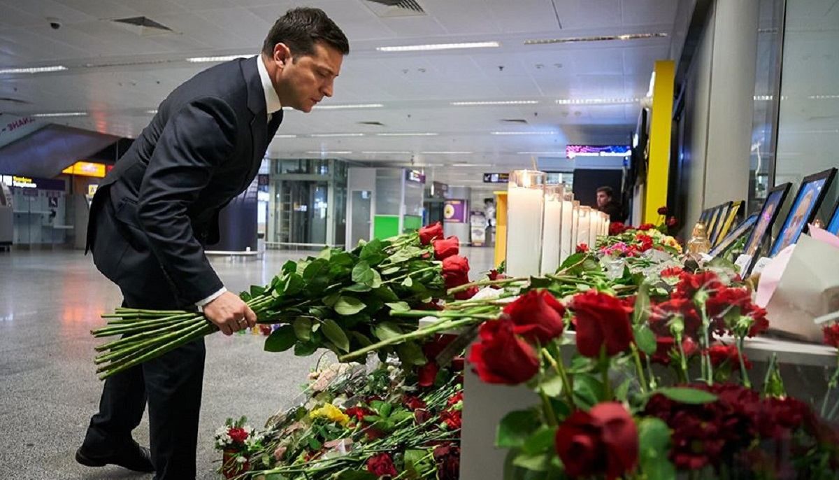 Через авіакатастрофу в Ірані Зеленський записав звернення до українців і світових лідерів: відео Через авіакатастрофу в Ірані Зеленський записав звернення до українців і світових лідерів: відео