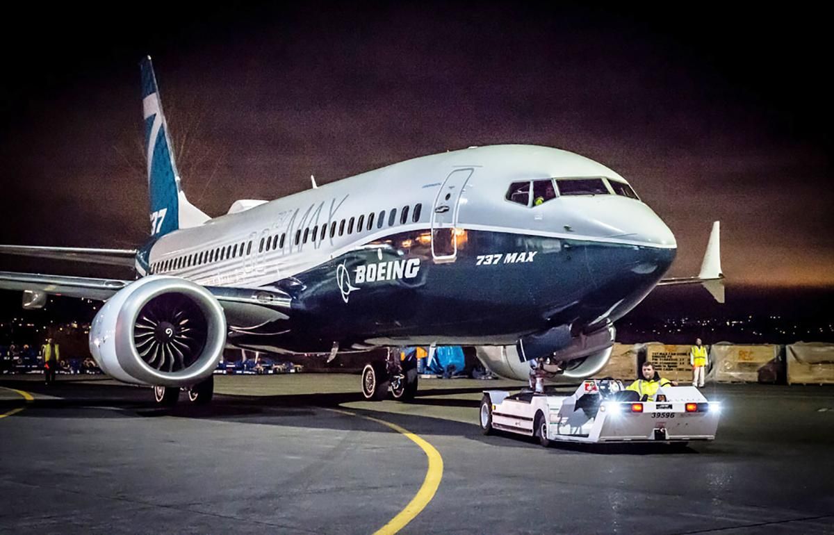Самолет Boeing 737 MAX был спроектирован клоунами, – переписка работников компании