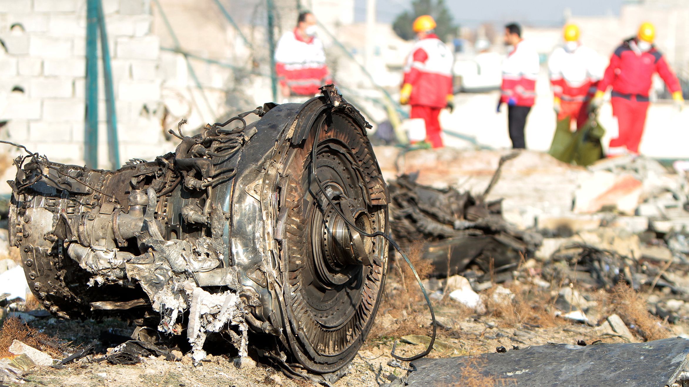 В СБУ назвали две версии катастрофы самолета МАУ в Иране