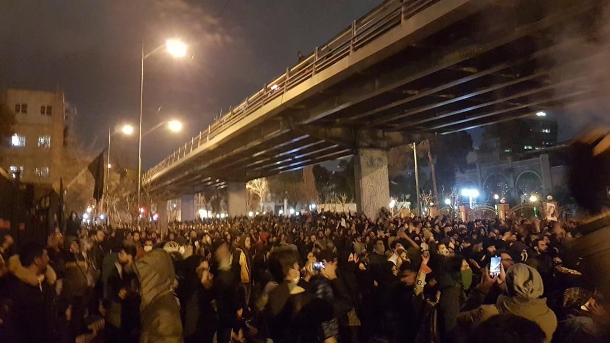 Протесты В Тегеране 11 января 2020 из-за самолета МАУ – видео