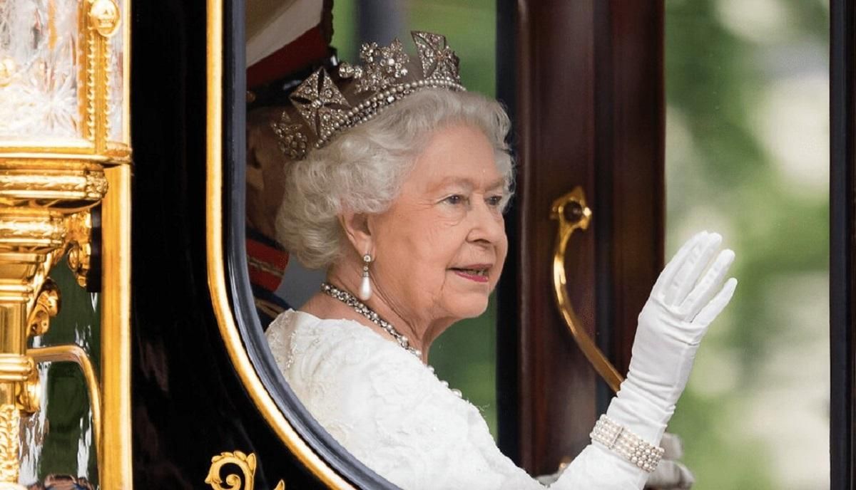 Королева Елизавета II высказалась по поводу сбития самолета МАУ в Иране Королева Елизавета II высказалась по поводу сбития самолета МАУ в Иране