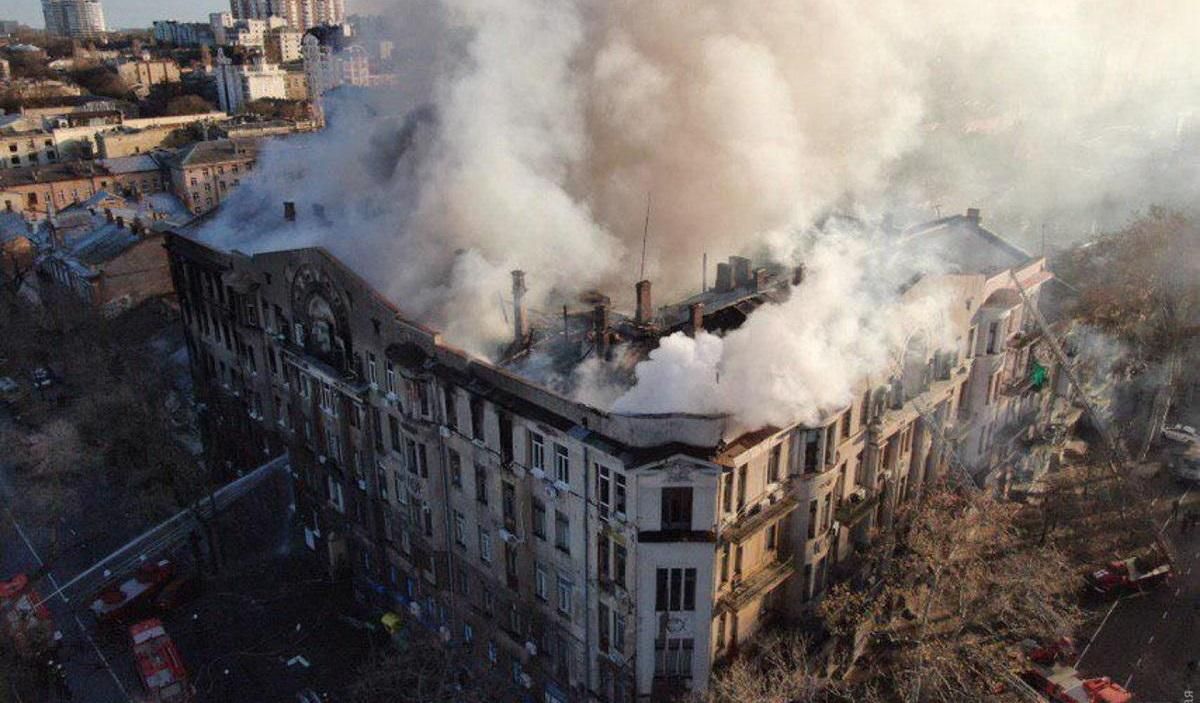 Що буде з будівлею одеського коледжу, де трапилася смертельна пожежа