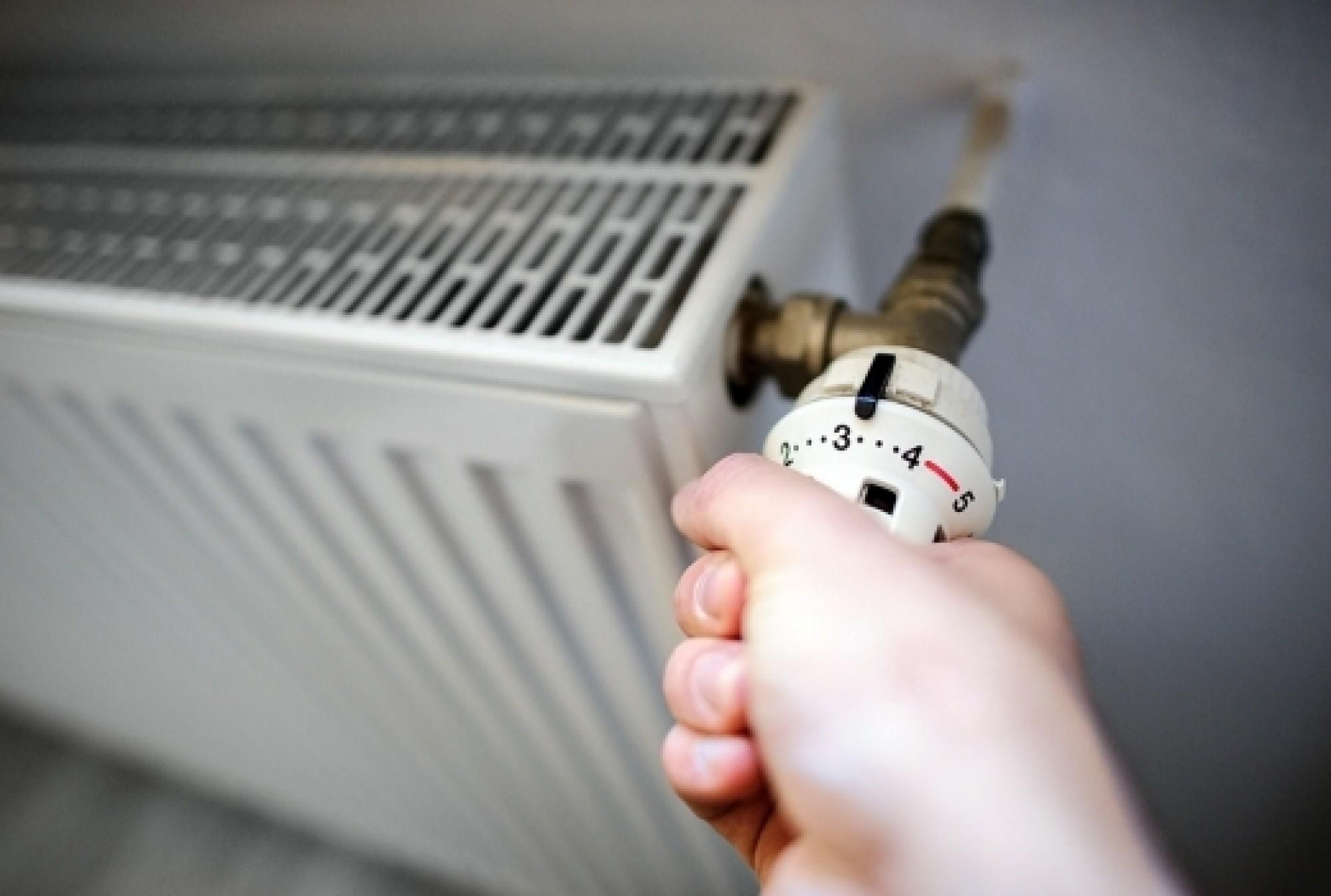 Жителі багатоповерхівок страждають від спеки в квартирах Жителі багатоповерхівок страждають від спеки в квартирах