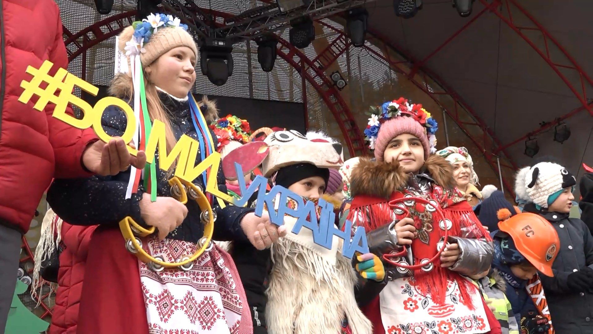 Всеукраинское вертепное действо в Харькове: впечатляющие фото и видео Всеукраинское вертепное действо в Харькове: впечатляющие фото и видео