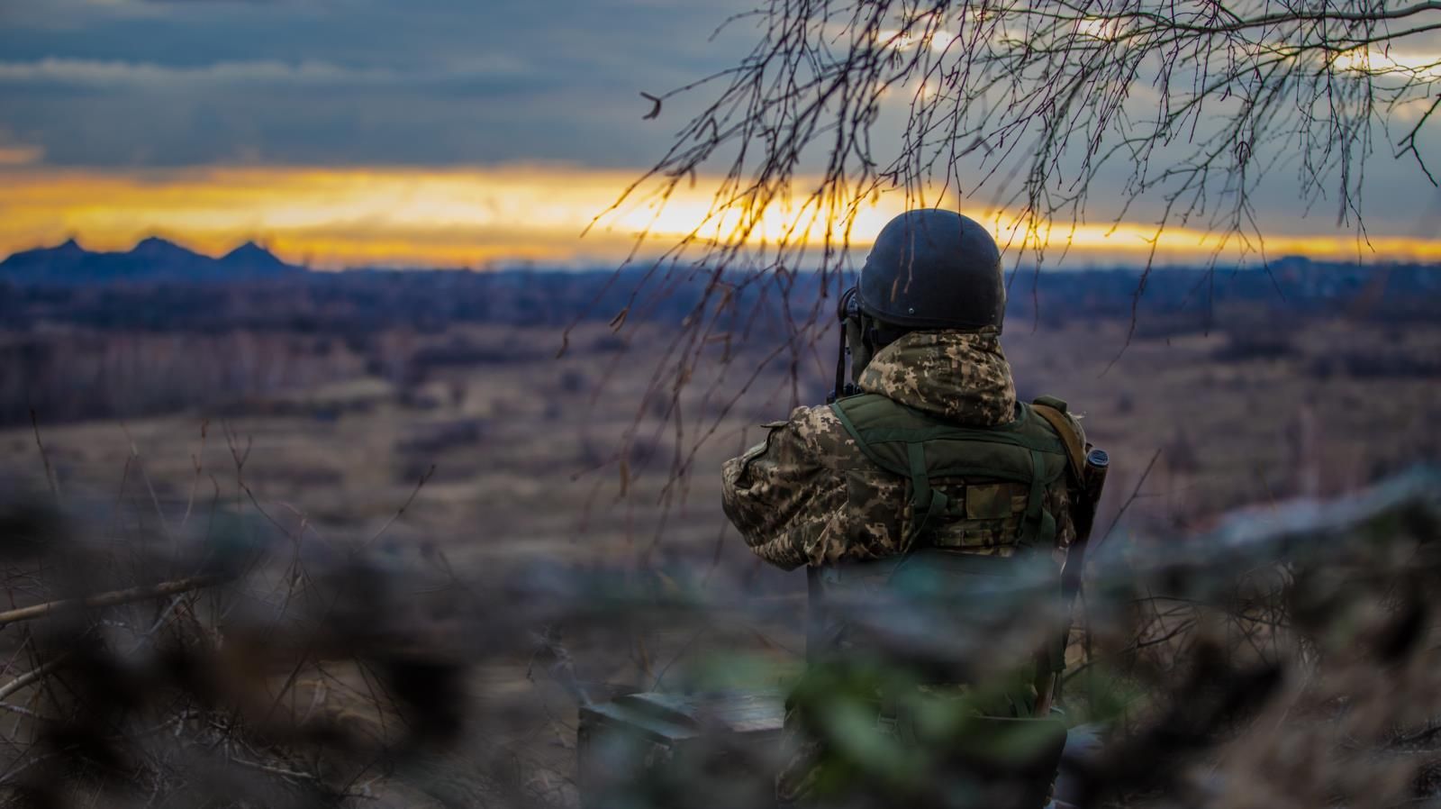 Боевики обстреляли украинские позиции на Донбассе из запрещенного оружия