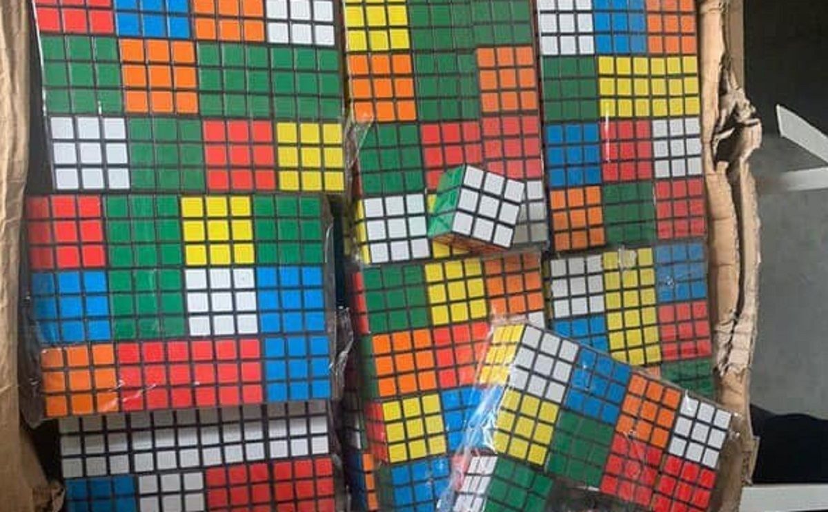 В Одесской области таможенники изъяли 8 тысяч контрабандных кубиков Рубика: фото