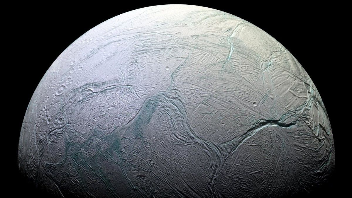 Дослідник NASA пропонує шукати життя на супутнику Сатурна