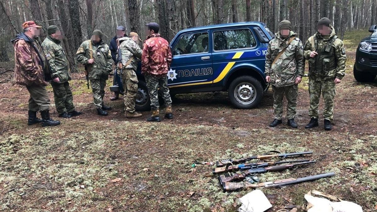 У Чорнобильській зоні затримали незаконних мисливців