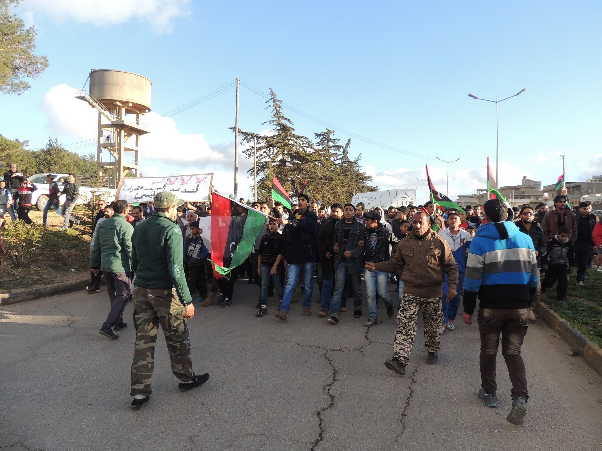 Лідери Лівії: Фаїз Саррадж та Халіфа Хафтар Лідери Лівії: Фаїз Саррадж та Халіфа Хафтар