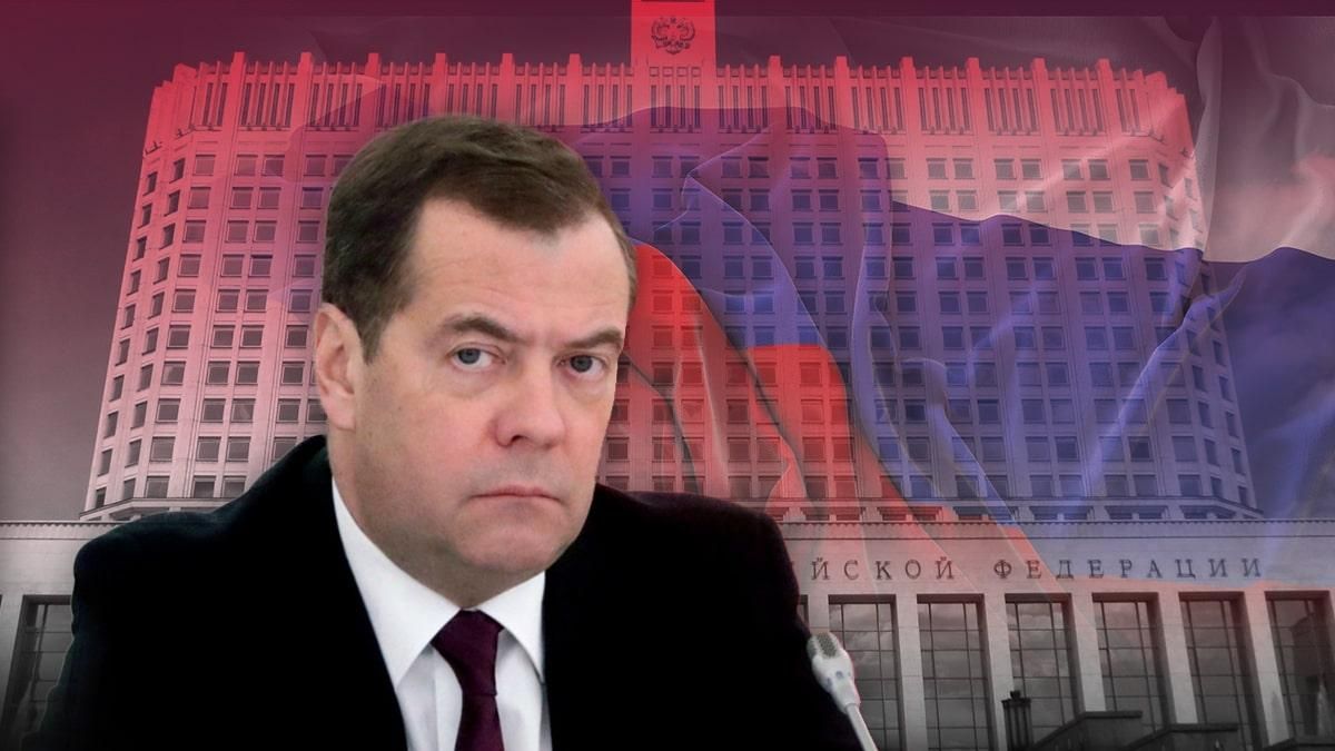 Дмитро Медведєв: біографія – Медведєв подав у відставку