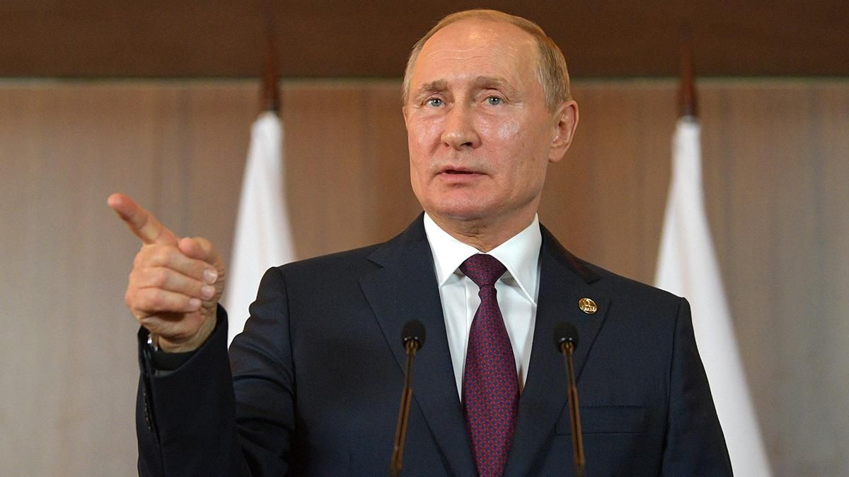 Путин в России меняет Конституцию: какое будущее прогнозируют действующему хозяину Кремля