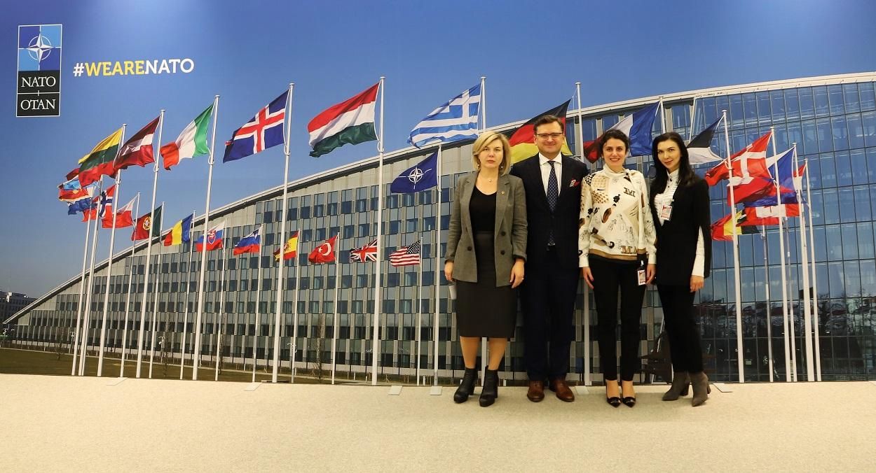 Украина хочет получить статус партнера НАТО с расширенными возможностями: что это означает Украина хочет получить статус партнера НАТО с расширенными возможностями: что это означает