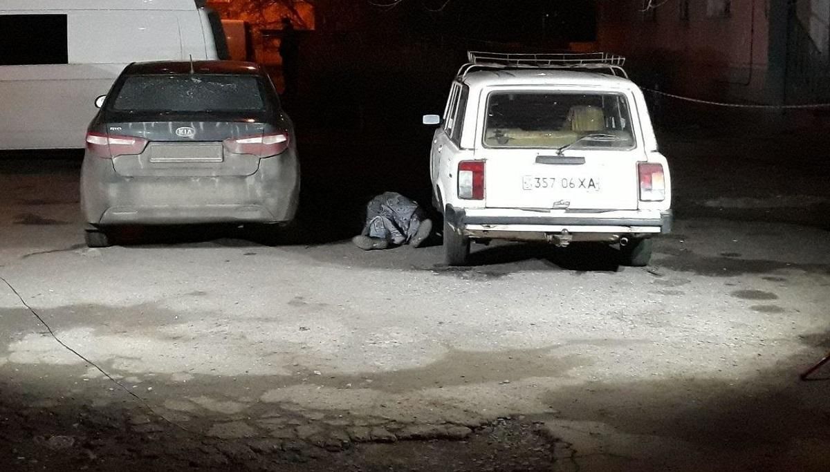 В Харькове в упор расстреляли мужчину, киллер сбежал: фото 18+