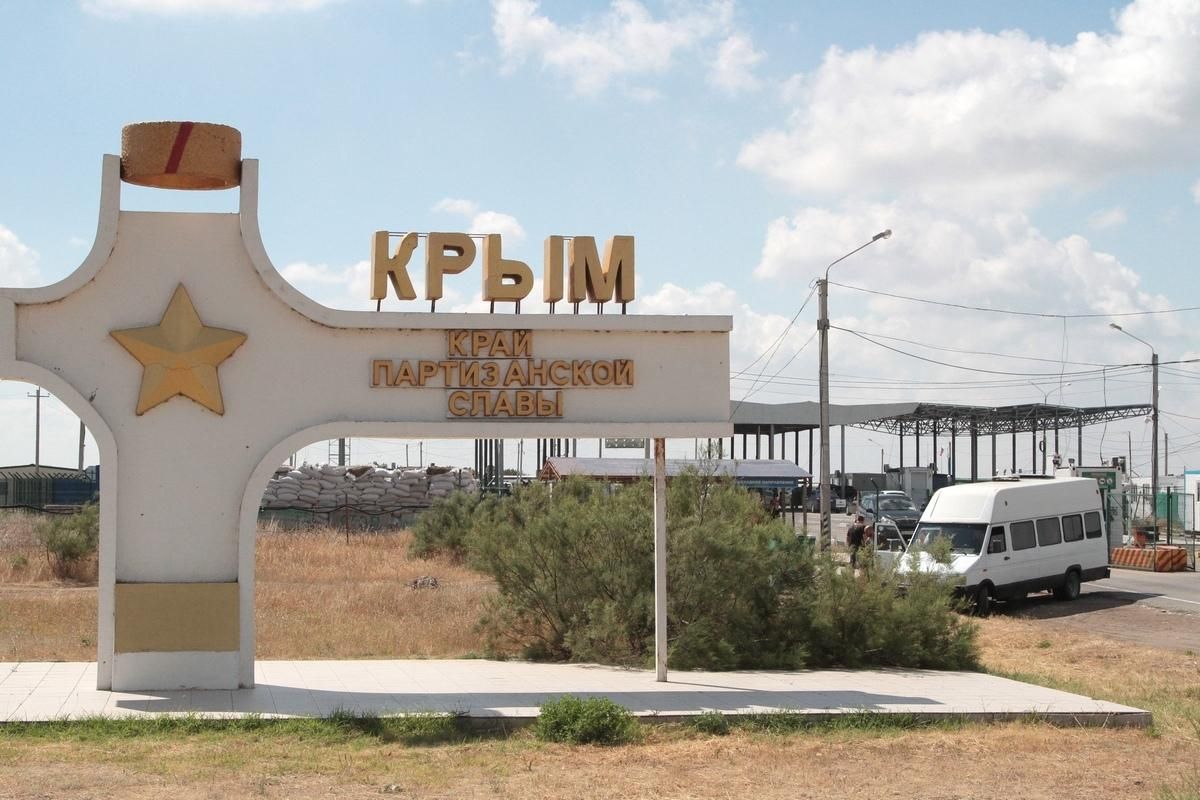 Росія змушує кримчан до мовчання та покірності: заява Цимбалюка на Постійній раді ОБСЄ Росія змушує кримчан до мовчання та покірності: заява Цимбалюка на Постійній раді ОБСЄ