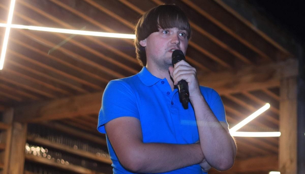 "Слуга народу" Санченко склав присягу депутата: чим планує займатися у парламенті "Слуга народу" Санченко склав присягу депутата: чим планує займатися у парламенті