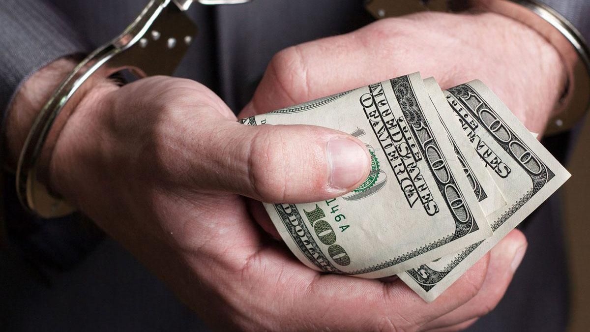 Начальник полиции пытался "отмазать" знакомого от армии за 2 тысячи долларов Начальник полиции пытался "отмазать" знакомого от армии за 2 тысячи долларов