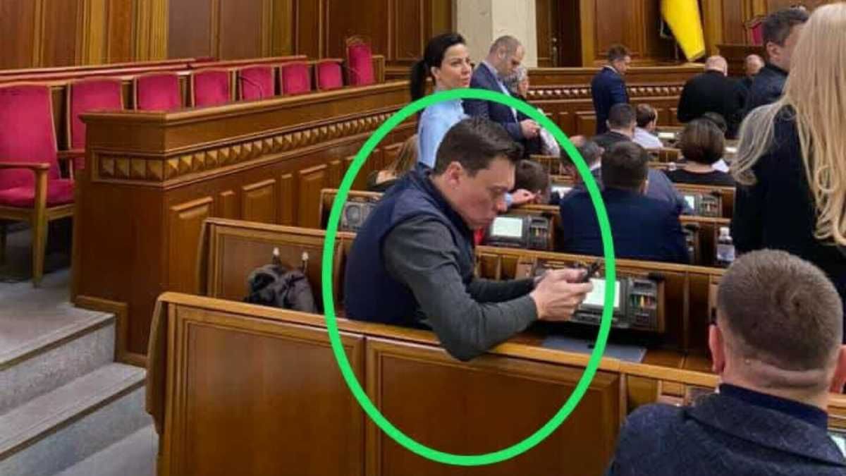 У Раді побачили "двійника" Ілона Маска: фото У Раді побачили "двійника" Ілона Маска: фото