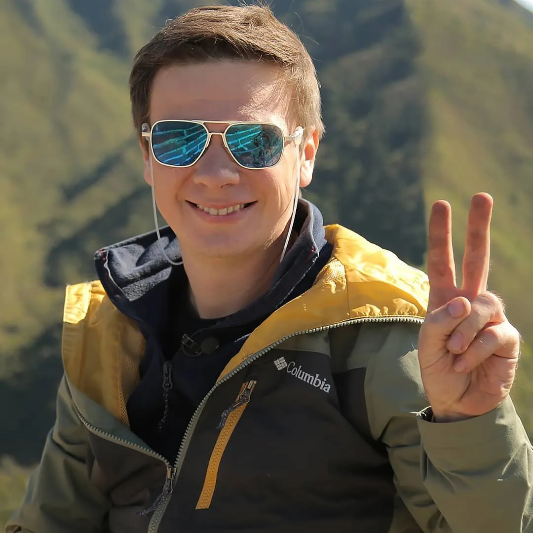 дмитро комаров дмитро комаров