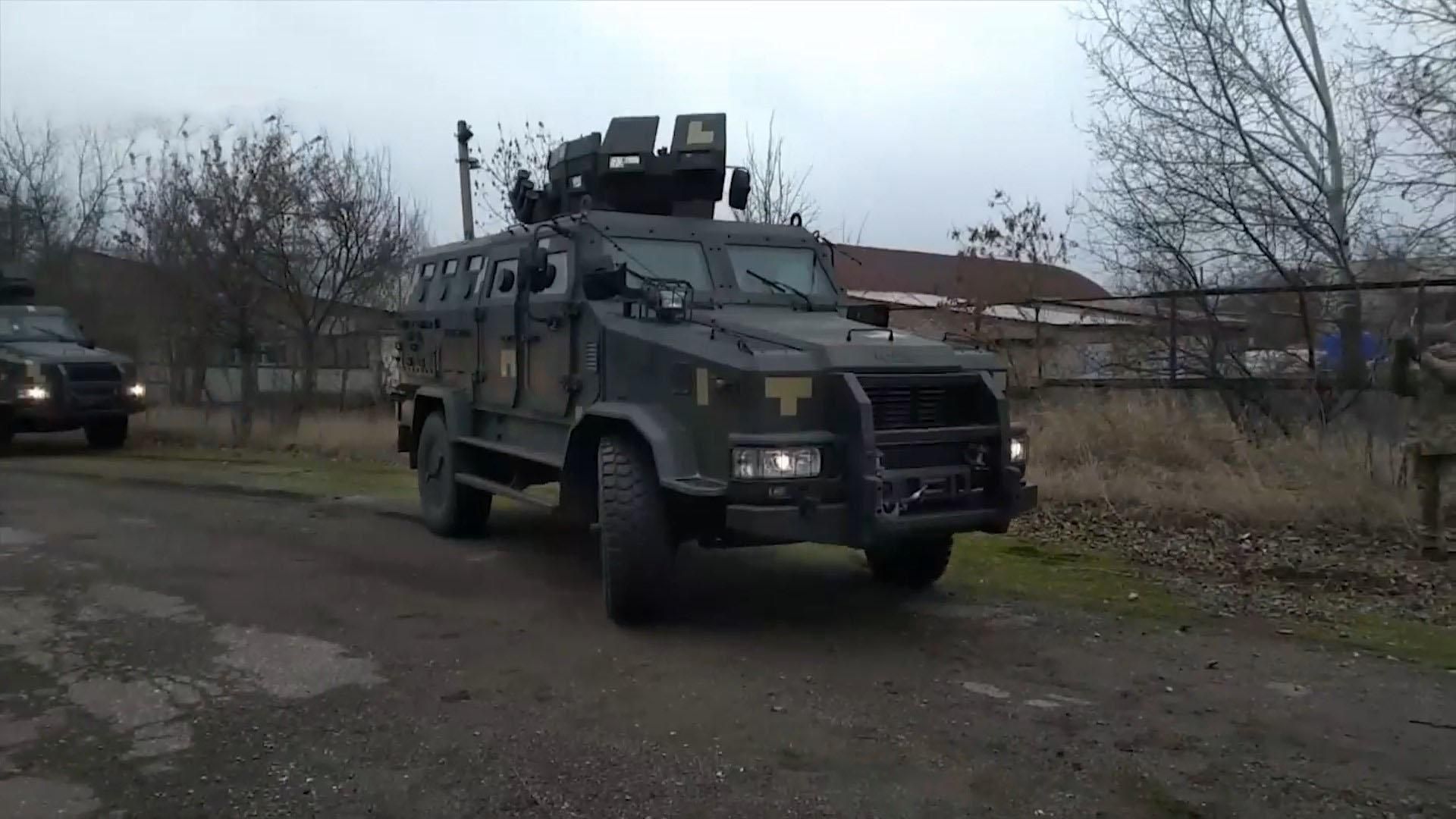 Техніка війни: Партія бронеавтомобілів "Козак-2" для бригади ДШВ. Власна авіація ССО